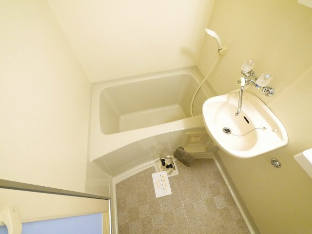 ロイヤルクリヨンの浴室