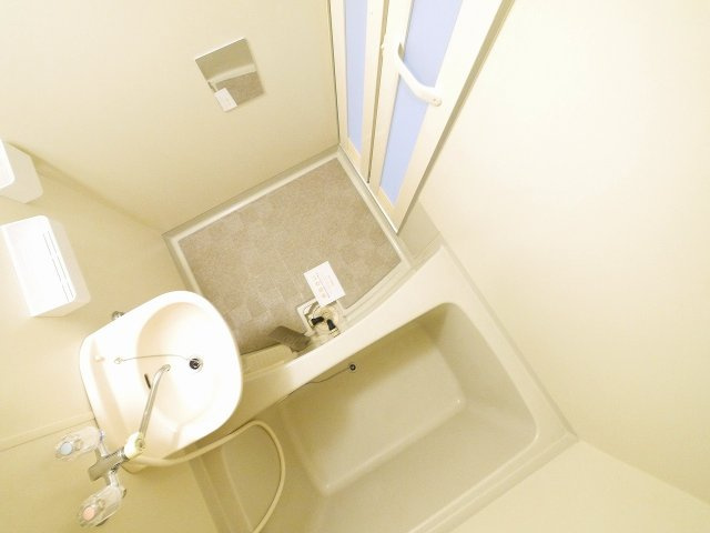 ロイヤルクリヨンの浴室