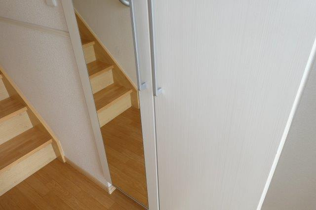 カーサ・エテルノの玄関|シューズボックス