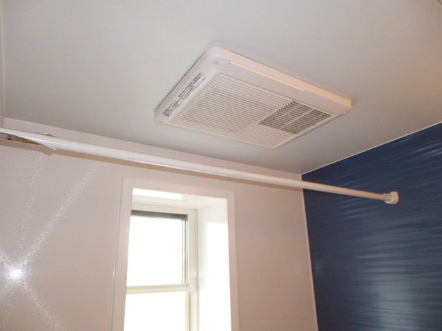 カーサ・エテルノの浴室|浴室乾燥機