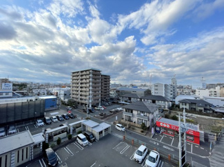 【展望】 | バルコニーの向こうに建物がないので、開放感ある景色が広がっています