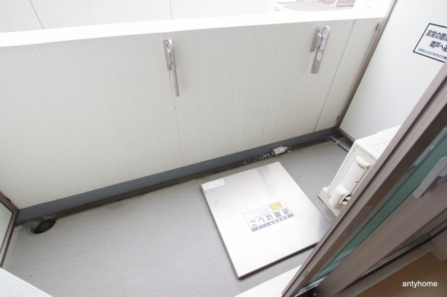 レジュールアッシュプレミアムツイン2　仲介手数料無料のバルコニー