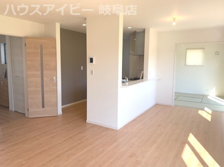 【外観】 | 岐阜市茜部中島　新築建売！3区画　4月完成予定♪お車スペース並列２台可能！国道21号までアクセス良好