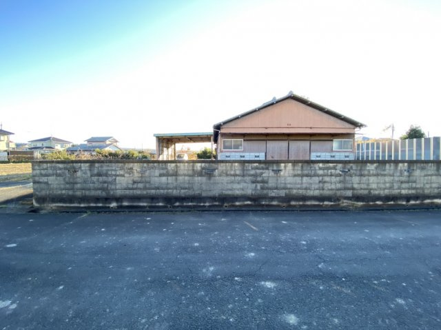 比企郡川島町三保谷宿　資材置き場用地　413坪の外観