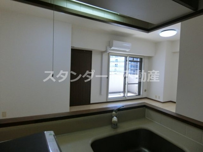 【居間・リビング】 | アスティオン梅田