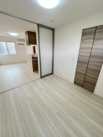 ville nouvelle（ヴィルヌーベル）Ⅱの洋室