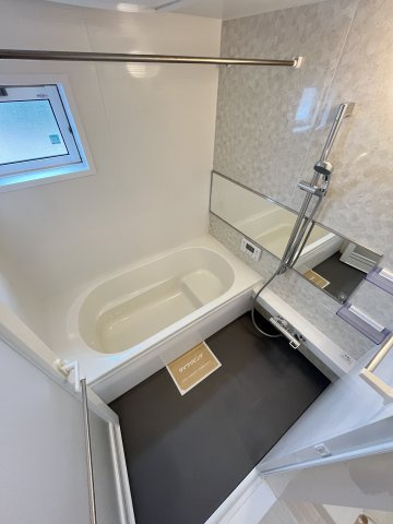 ville nouvelle（ヴィルヌーベル）Ⅱの浴室