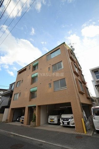 広島市西区草津東２丁目の賃貸マンションの外観