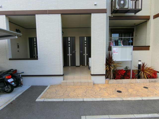 ビータ　プラシードのエントランス