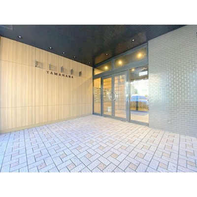 【エントランス】 | アリエル山鼻・アリエル山鼻アネックス