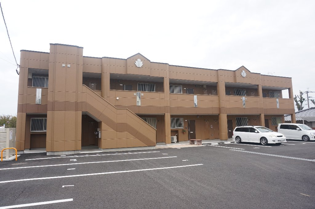 熊本市東区八反田３丁目のアパート