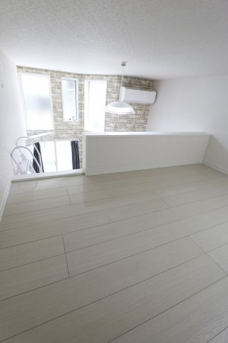 ユナイト上町 ヘルマンミュラーの寝室