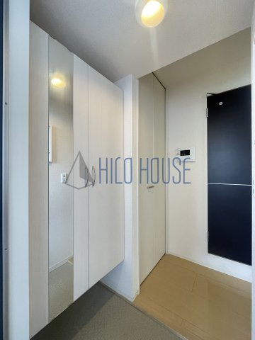 ピア メゾンの玄関