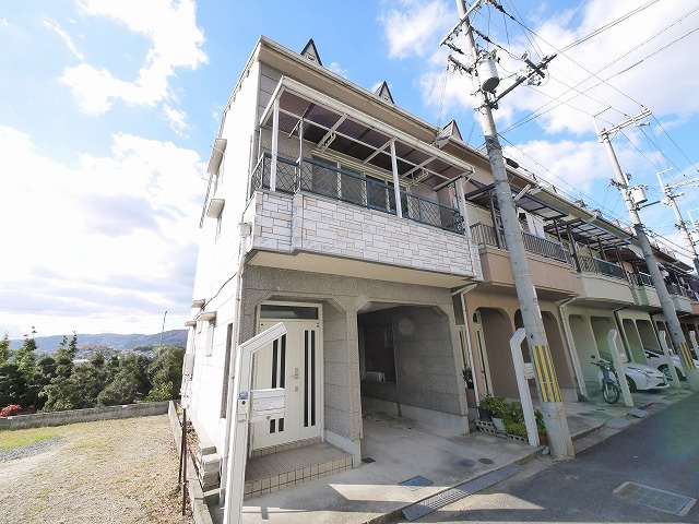 マイホーム城町3の外観|落ち着いた雰囲気の外観です