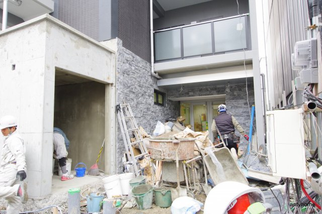 ワールドアイ阿波座パークサイド 仲介手数料無料のエントランス