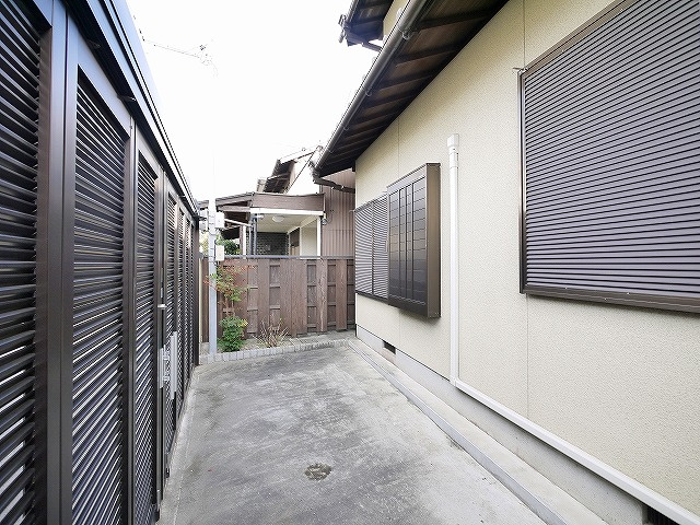雑司町戸建の駐車場|駐車スペースもあります