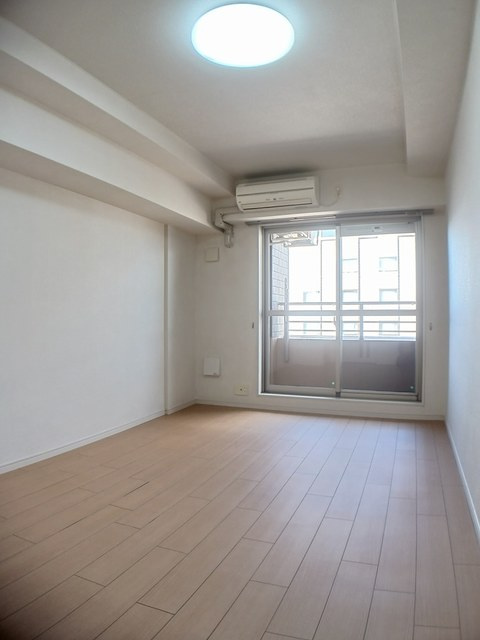 オータムアベニューの居間・リビング