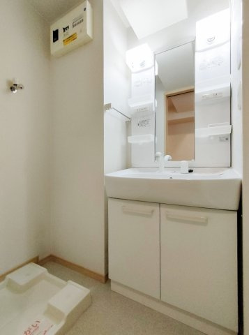 オータムアベニューの独立洗面台