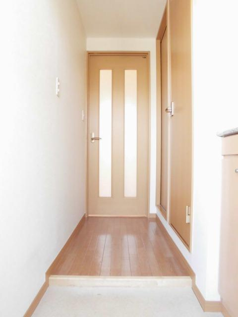 グレイシャス上田の玄関