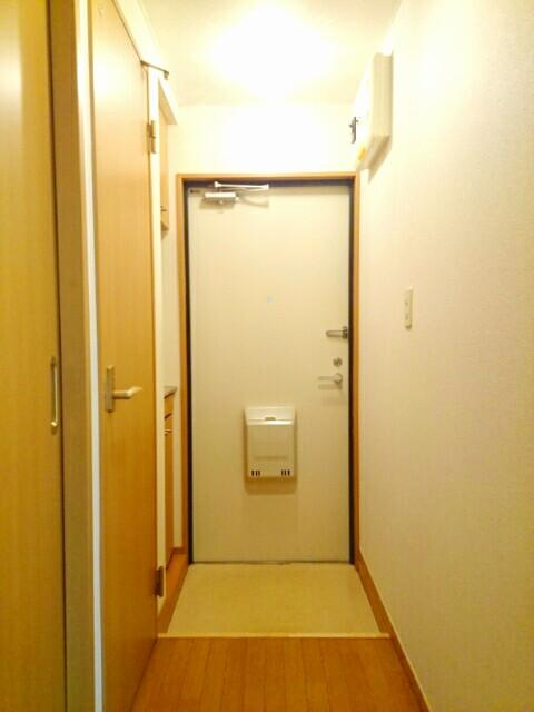 グレイシャス上田の玄関