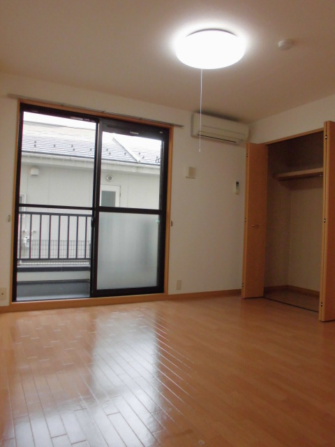 グレイシャス上田の居間・リビング