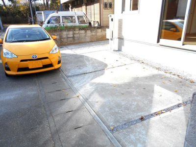 【駐車場】 | 新築　さいたま市岩槻区　本丸　全1棟　1号棟 | 岩槻駅徒歩16分・駐車場2台・南向き・4LDKとワイドバルコニー・WIC付・岩槻小・岩槻中・