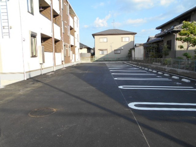 【駐車場】 | フォレストひばりおか