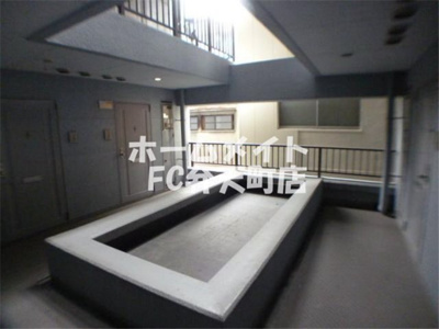 【ロビー】 | サンライズ千代崎 | 建物の内部です