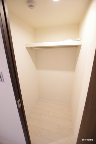 セオリー大阪アーバンレストの収納