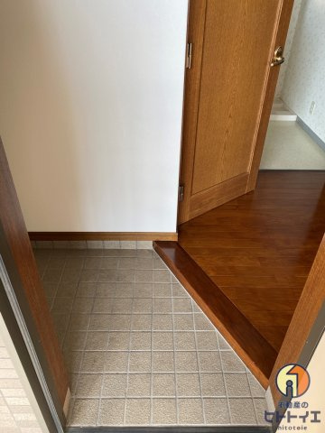 コンフレールの玄関|玄関です