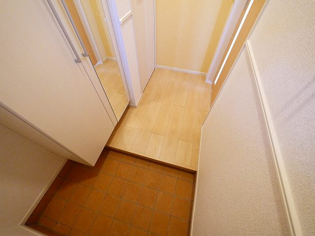 ハレ・コアの玄関|明るい玄関です