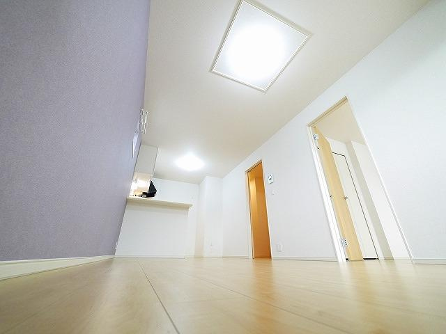 リバーサイド　インフィニティⅠの居間・リビング|ゆったり過ごせる居間です