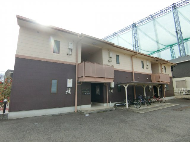 コンフォール東山の外観