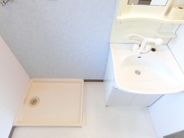 コンフォール東山の洗面所