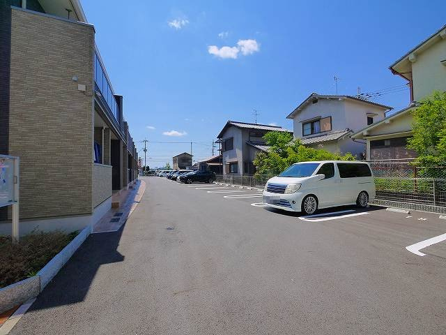 ハレ・コアの駐車場|駐車場完備です