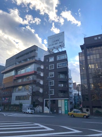 メイプル西麻布の外観