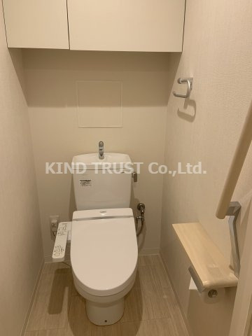 プレミアス梅田のトイレ|ゆったりとした空間のトイレです