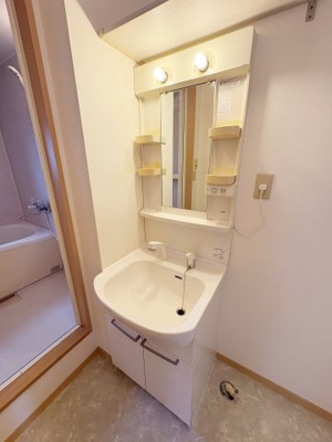 【独立洗面台】 | グリーンゲイブルズⅡ