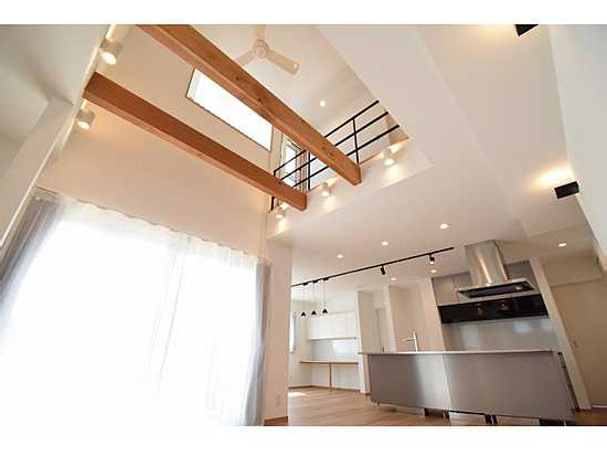 【居間・リビング】