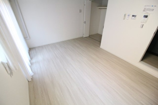 【寝室】