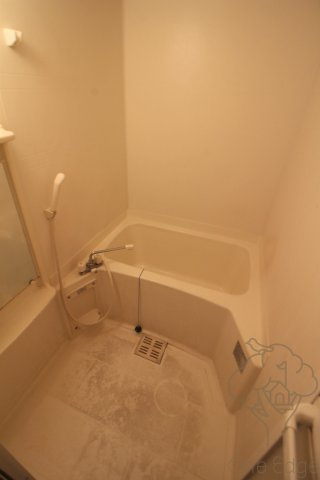 RAFFINEazmaの浴室