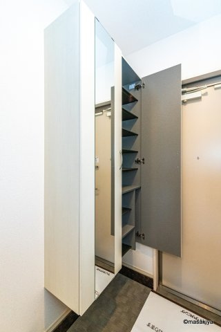 グランディールやまとの玄関|下駄箱