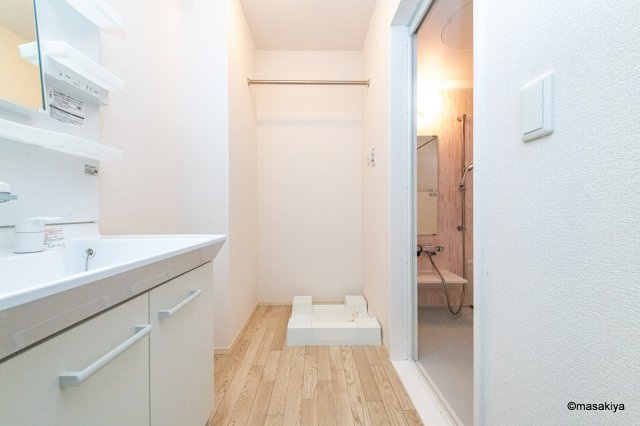 グランディールやまとの洗面所