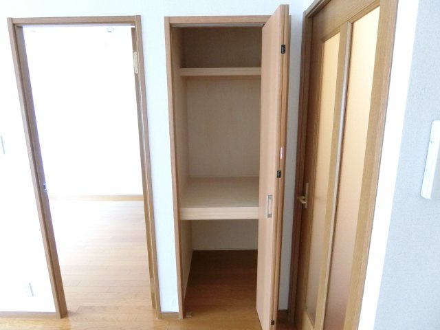 カンターレ鶯谷Ⅱ番館の収納