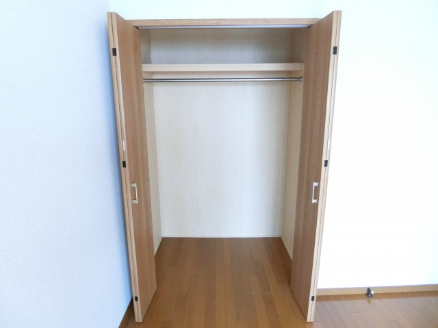 カンターレ鶯谷Ⅱ番館の収納