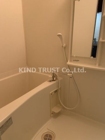 プレサンス梅田フロンティアの浴室|きれいなお風呂です