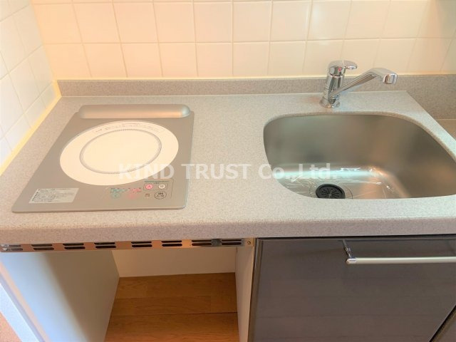 プレサンス梅田フロンティアのキッチン|キッチンでお料理をお楽しみください