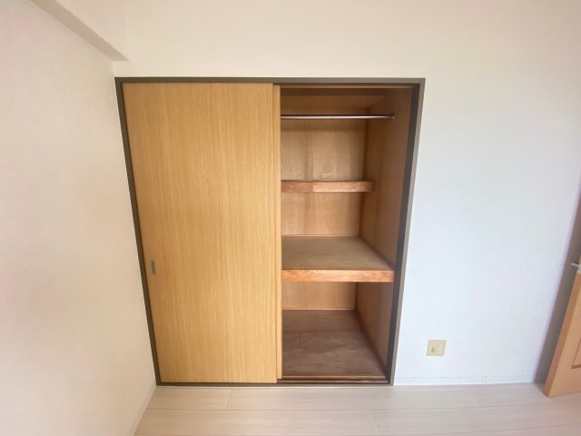 エスポアール岩根の収納