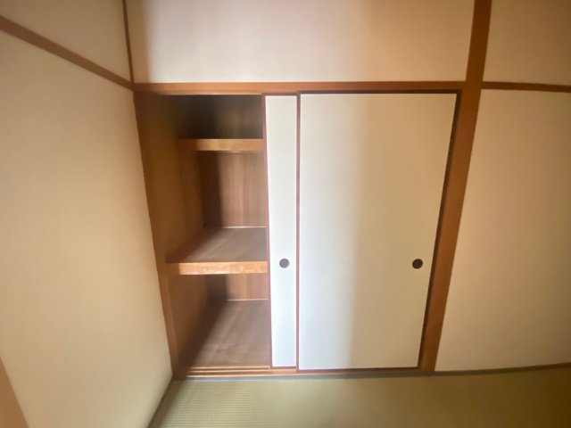 エスポアール岩根の収納