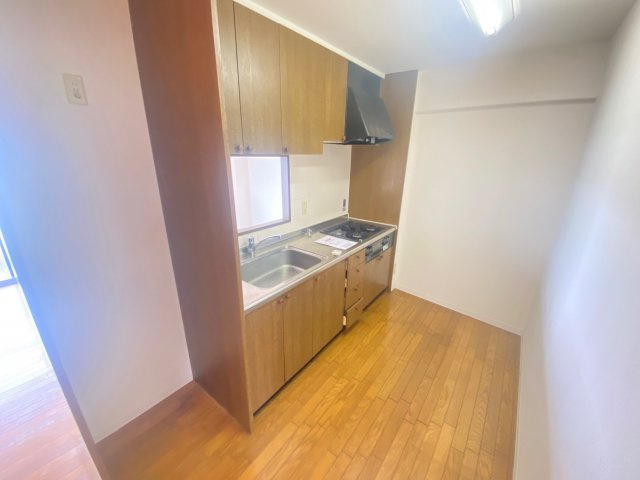 エスポアール岩根のキッチン